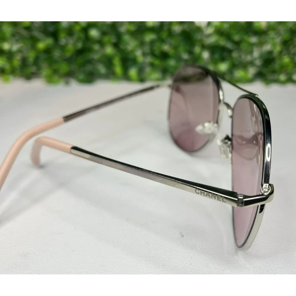 CHANEL 4189 pq